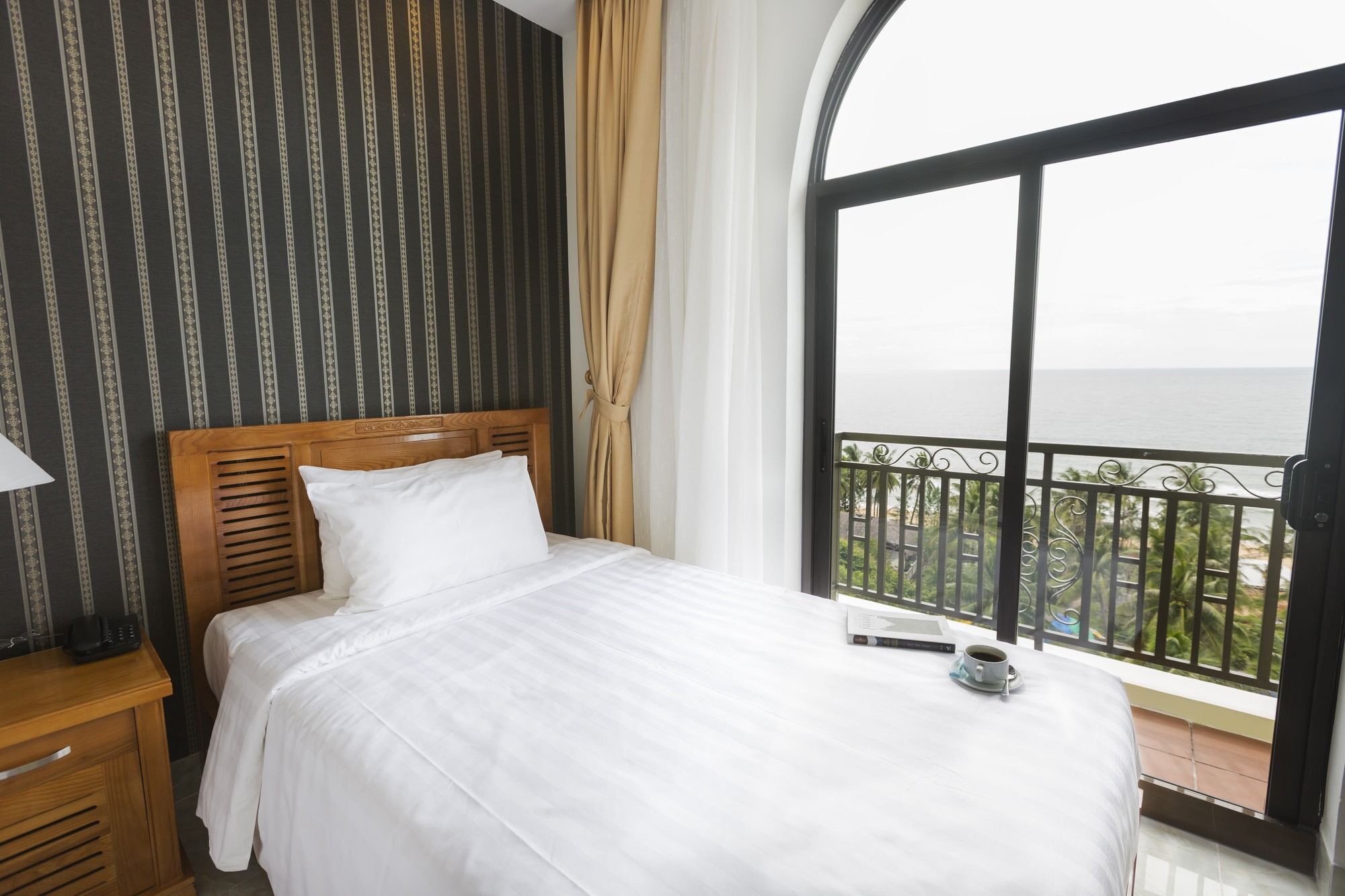 Luxor Boutique Hotel Фу Куок Екстериор снимка